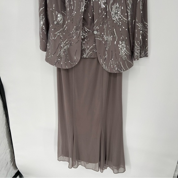 Alex Evenings Sequined A-Line Midi Dress and Jacket - Picture 8 of 16
